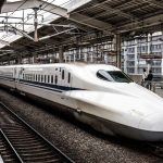 trenul shinkansen in Japonia