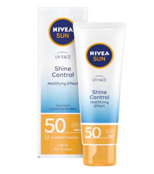 Crema de fata pentru protectie solara si efect de matifiere