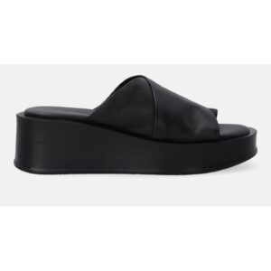 Papuci din piele cu talpa demi-wedge si aspect peliculizat