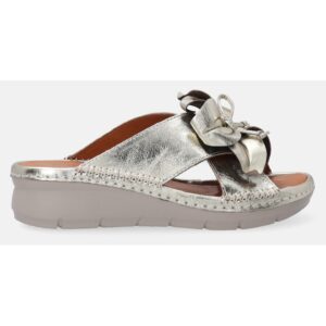 Papuci wedge din piele cu aplicatie florala
