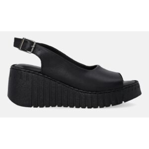 Sandale wedge de piele cu catarama