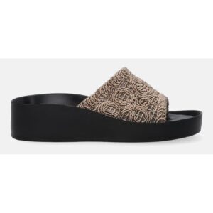 Papuci cu talpa wedge si detaliu crosetat