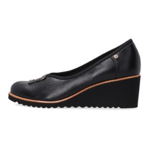 Pantofi casual cu talpa wedge si aplicatii metalice