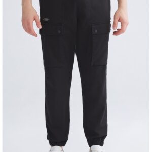 Pantaloni de trening cargo cu talie medie - Negru