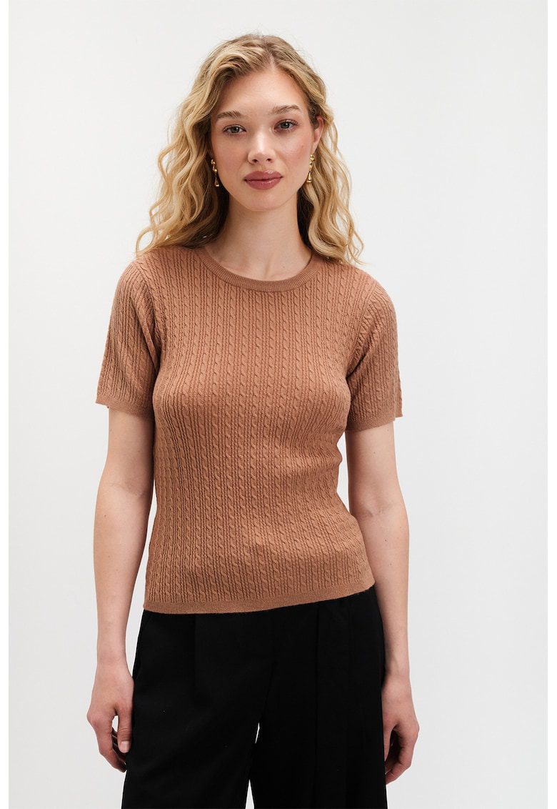 Pulover cu model torsade si maneci scurte - Maro deschis
