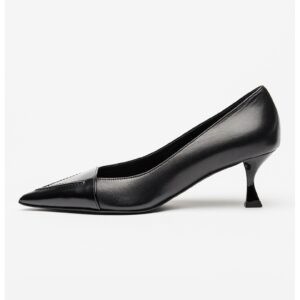Pantofi de piele cu varf ascutit - Negru