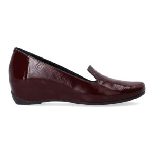Pantofi loafer din piele lacuita - Visiniu