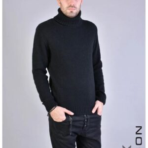 Bluza cu guler inalt rulat si croi clasic - Negru