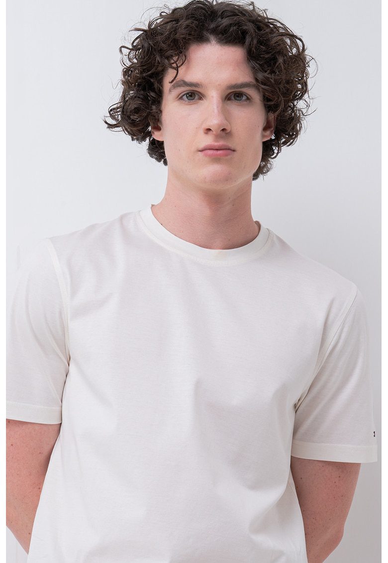 Tricou regular fit cu decolteu la baza gatului - Crem