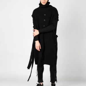 Poncho tricotat cu nasturi decorativi Funk -